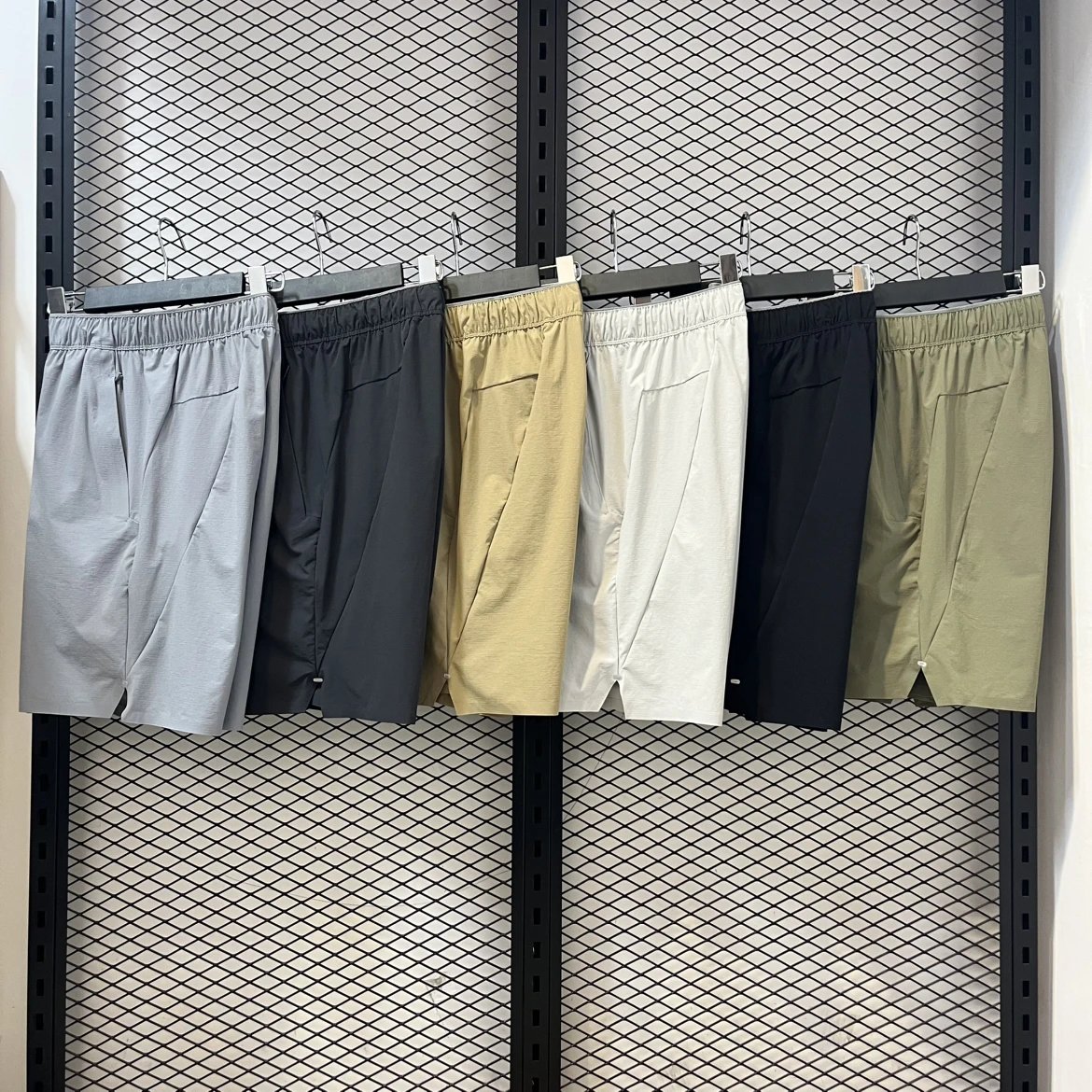 2026 Summer New Men's Outdoor Leisure Sports Shorts, Men's Stretch Cool Breathable Pentagram Pants