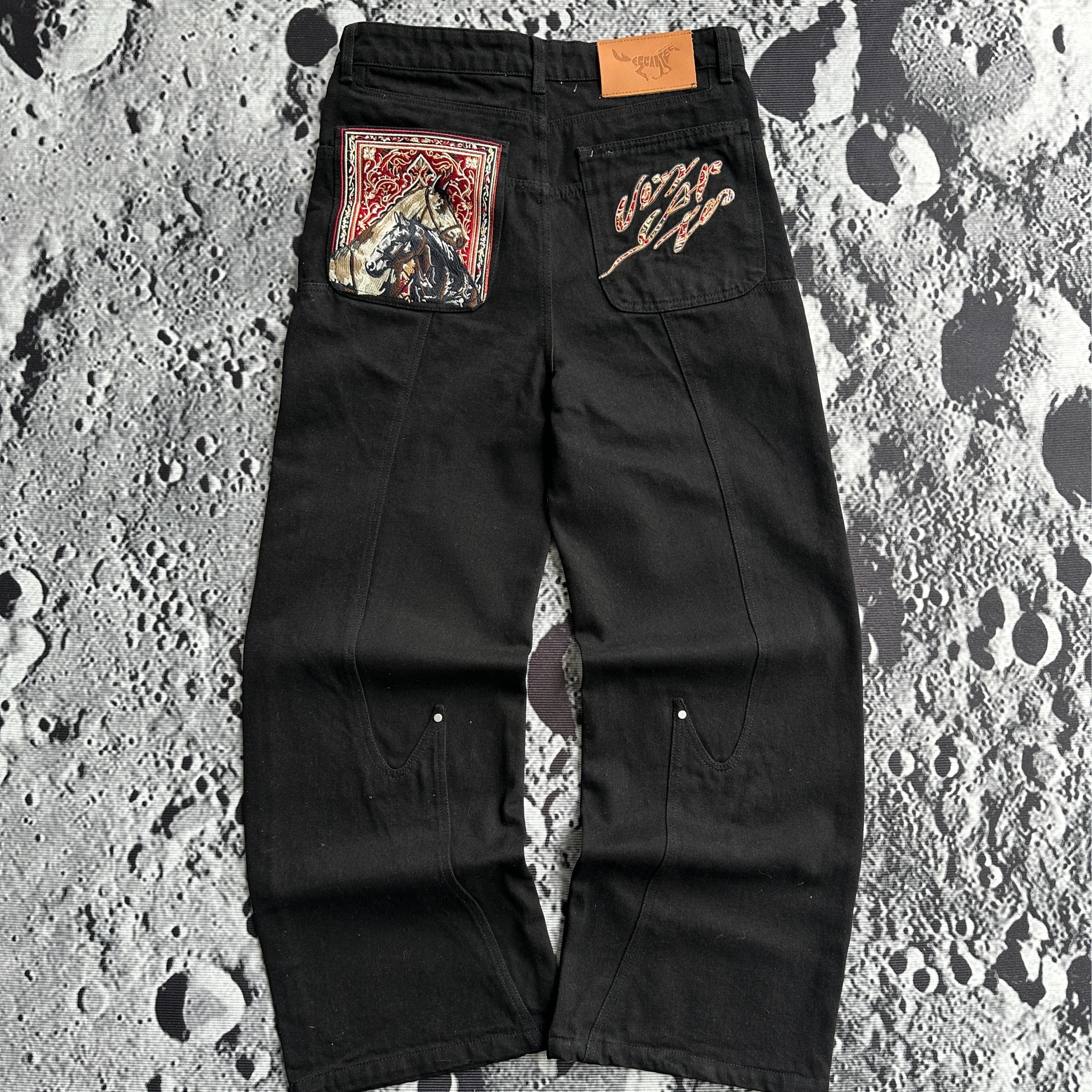 Vescartes Velvet Gallop Denim Jeans – QC photo 1