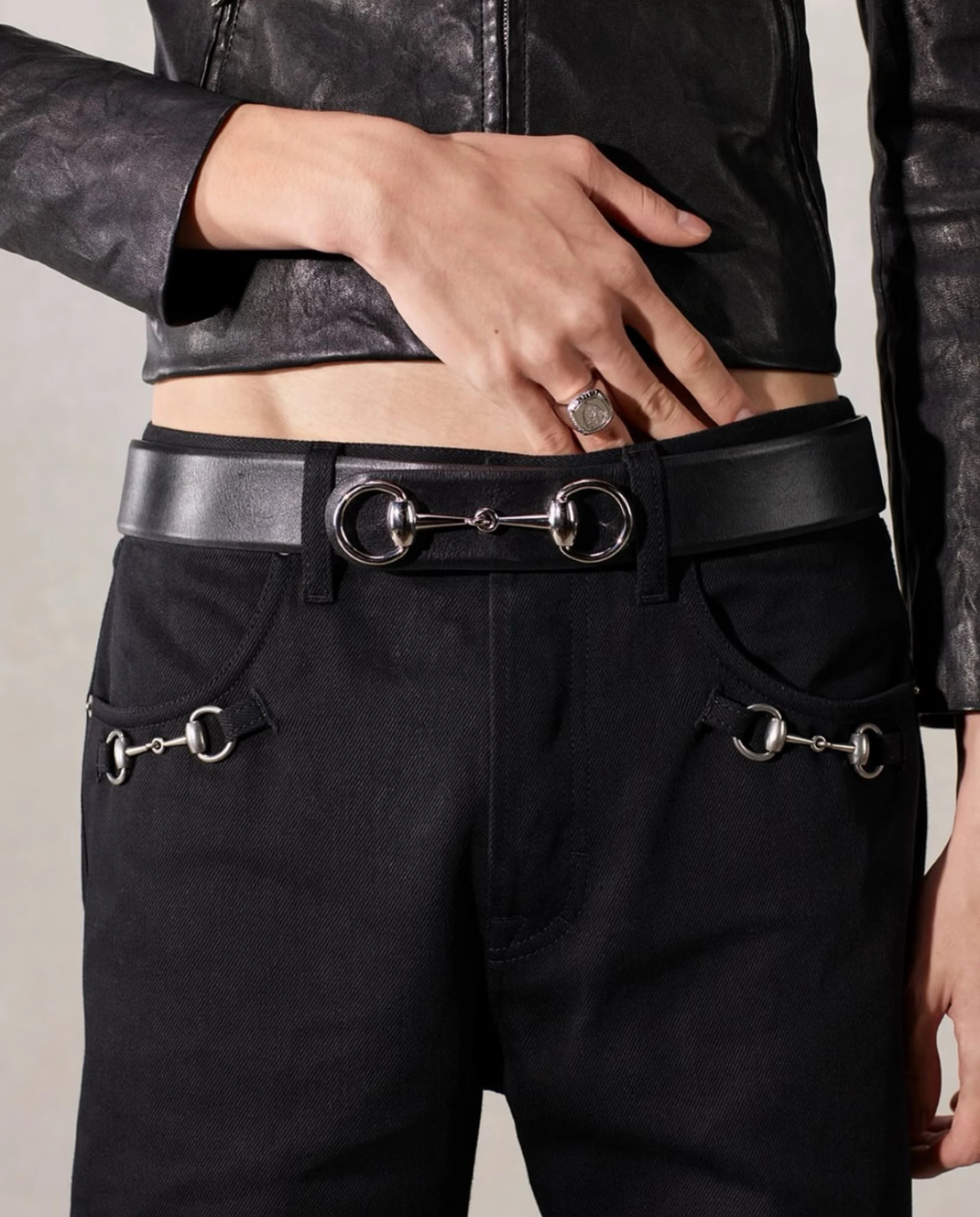 Notepad 26ss Demna GU Black Lock Buckle Belt