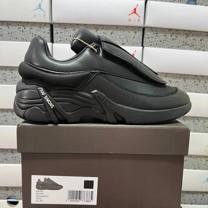 ANTEI all black 001S 0003