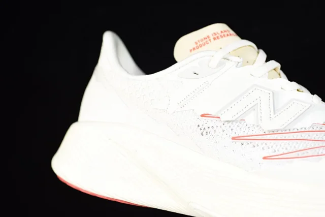 Stone Island Sneakers New Balance FuelCell RC Elite v2 collaboration product detail image 13