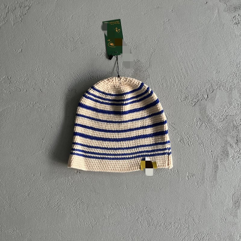 39¥ beige cold hat