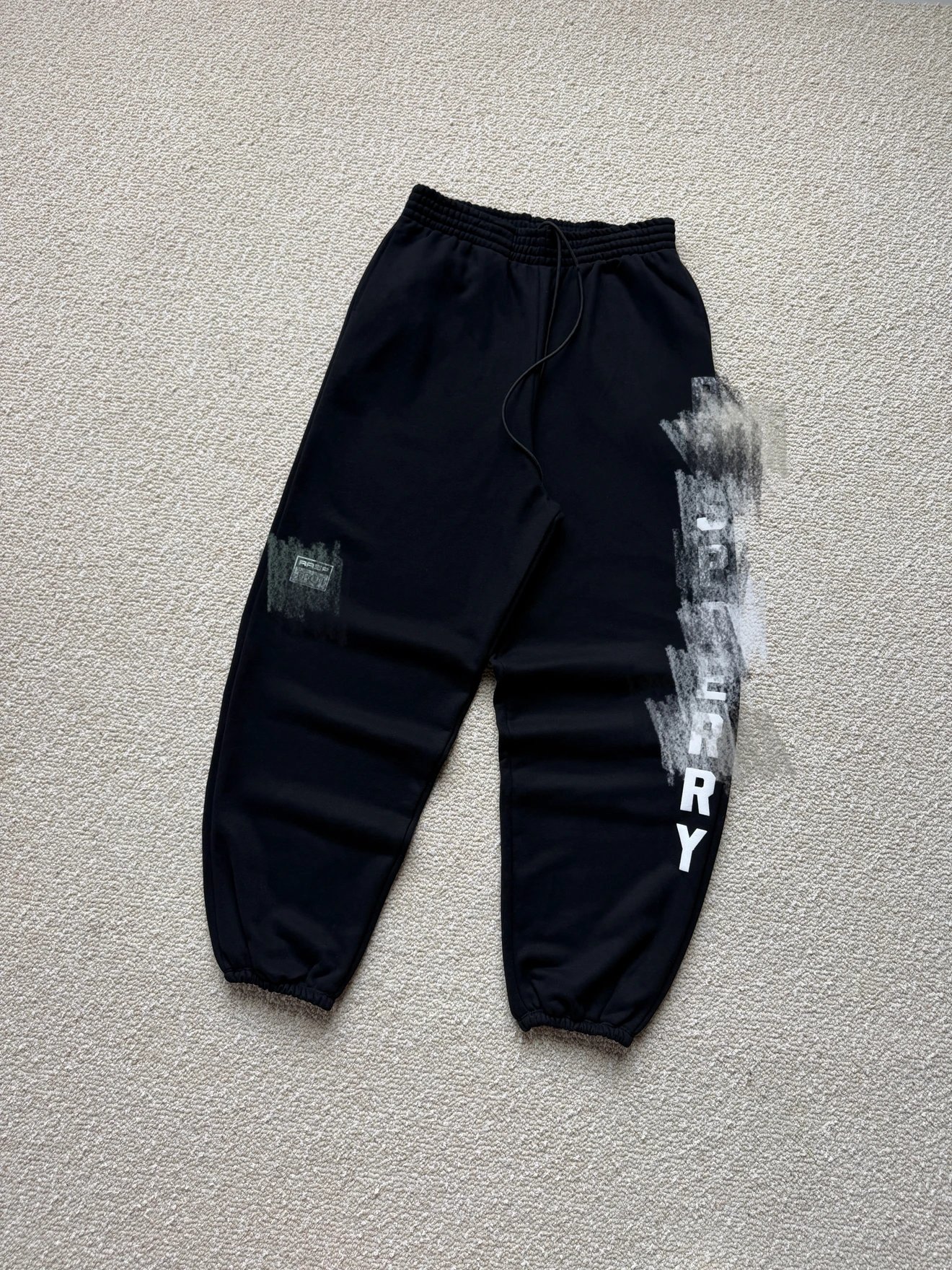 GV Workday Black Sports Pants