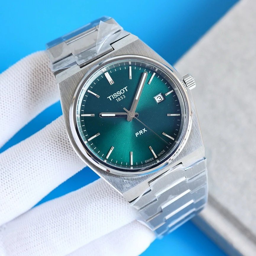 Single watch for personal use, green dial