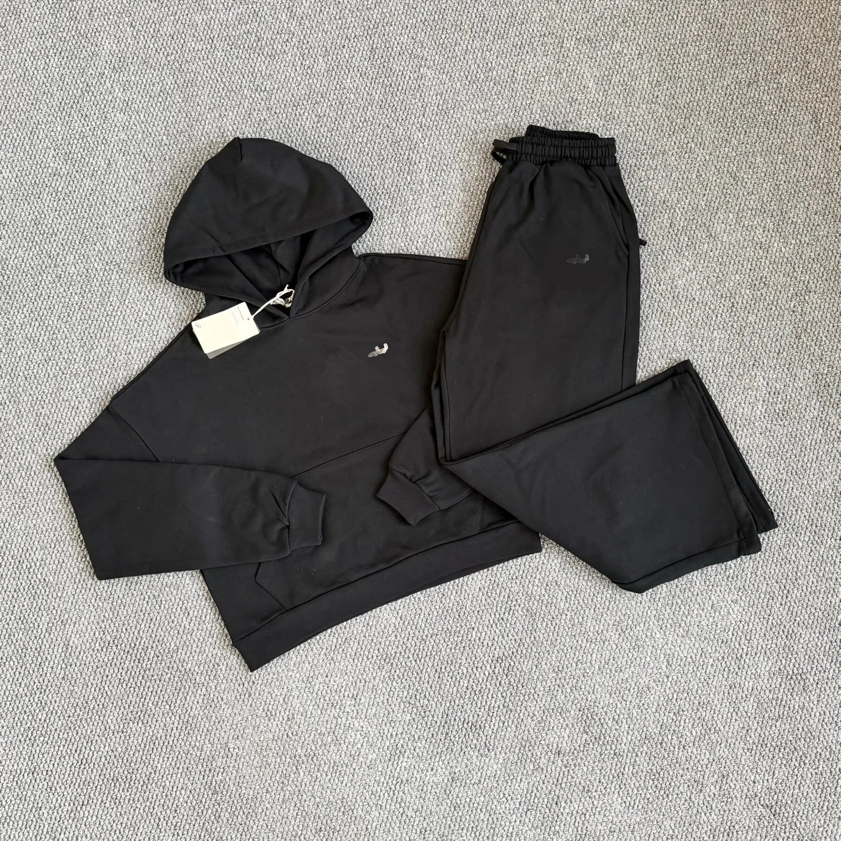 DE Black Basic Sweatsuit Set