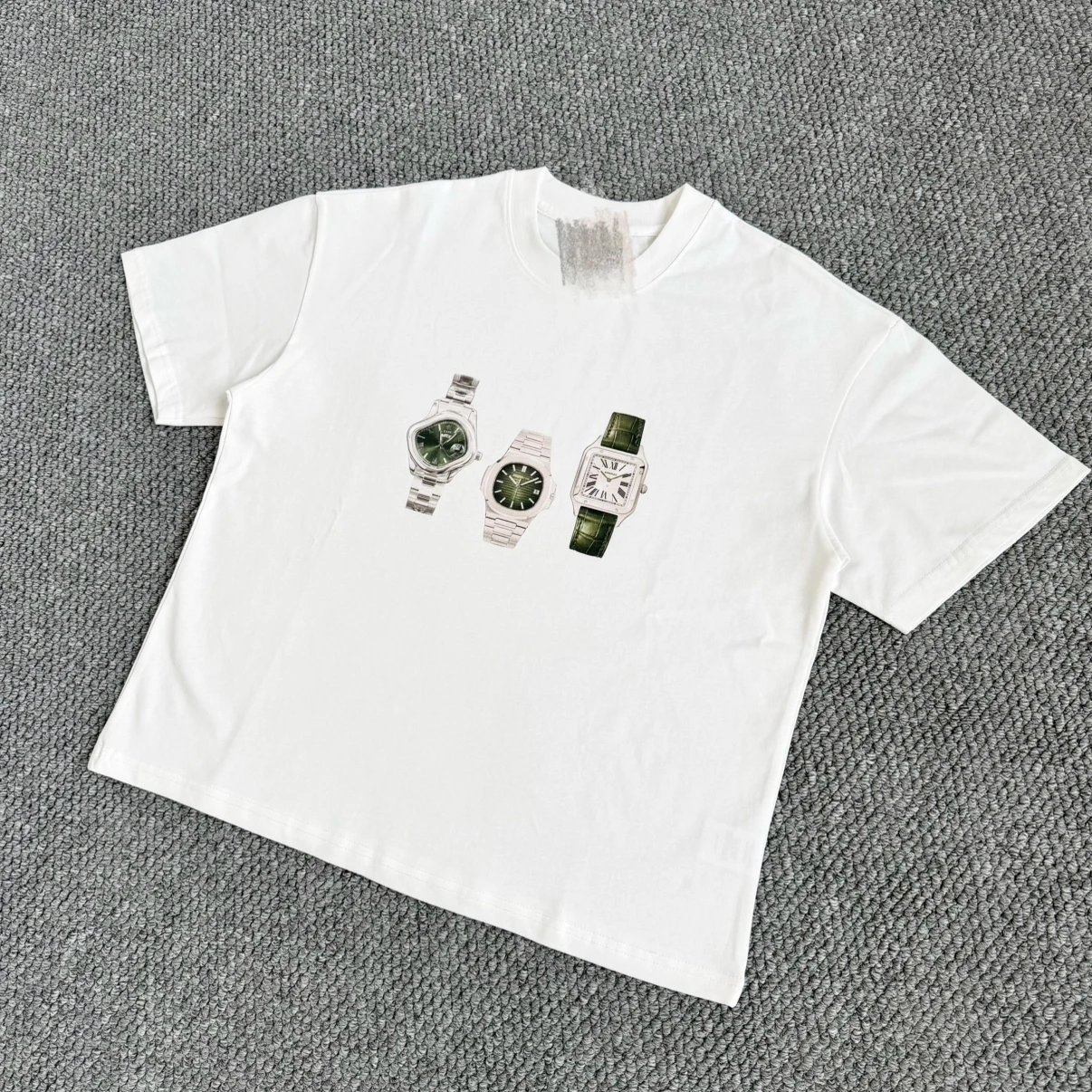 L-Exp watch short sleeved white tee