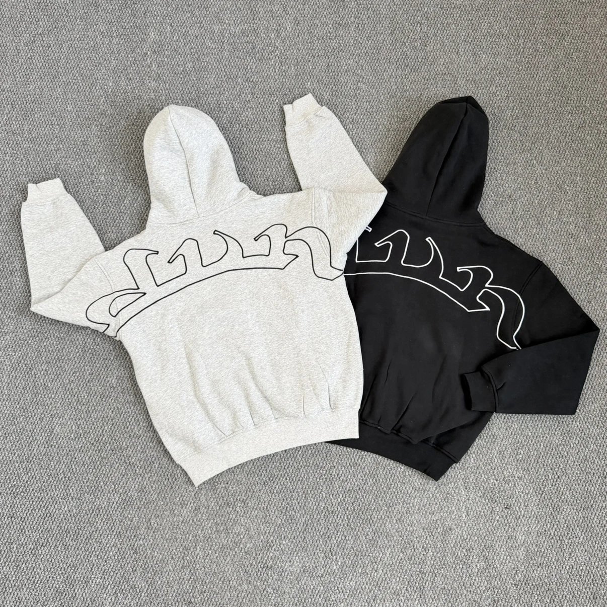 W-DD back logo embroidered zipper sweater