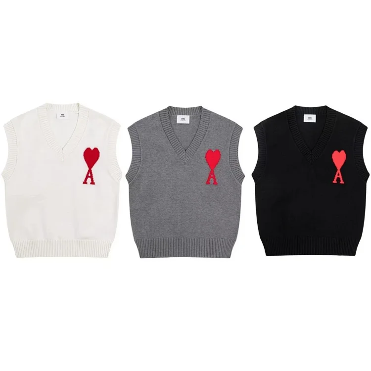 Catalog seller-listing image: Small-heart sleeveless sweater vest; not warehouse QC