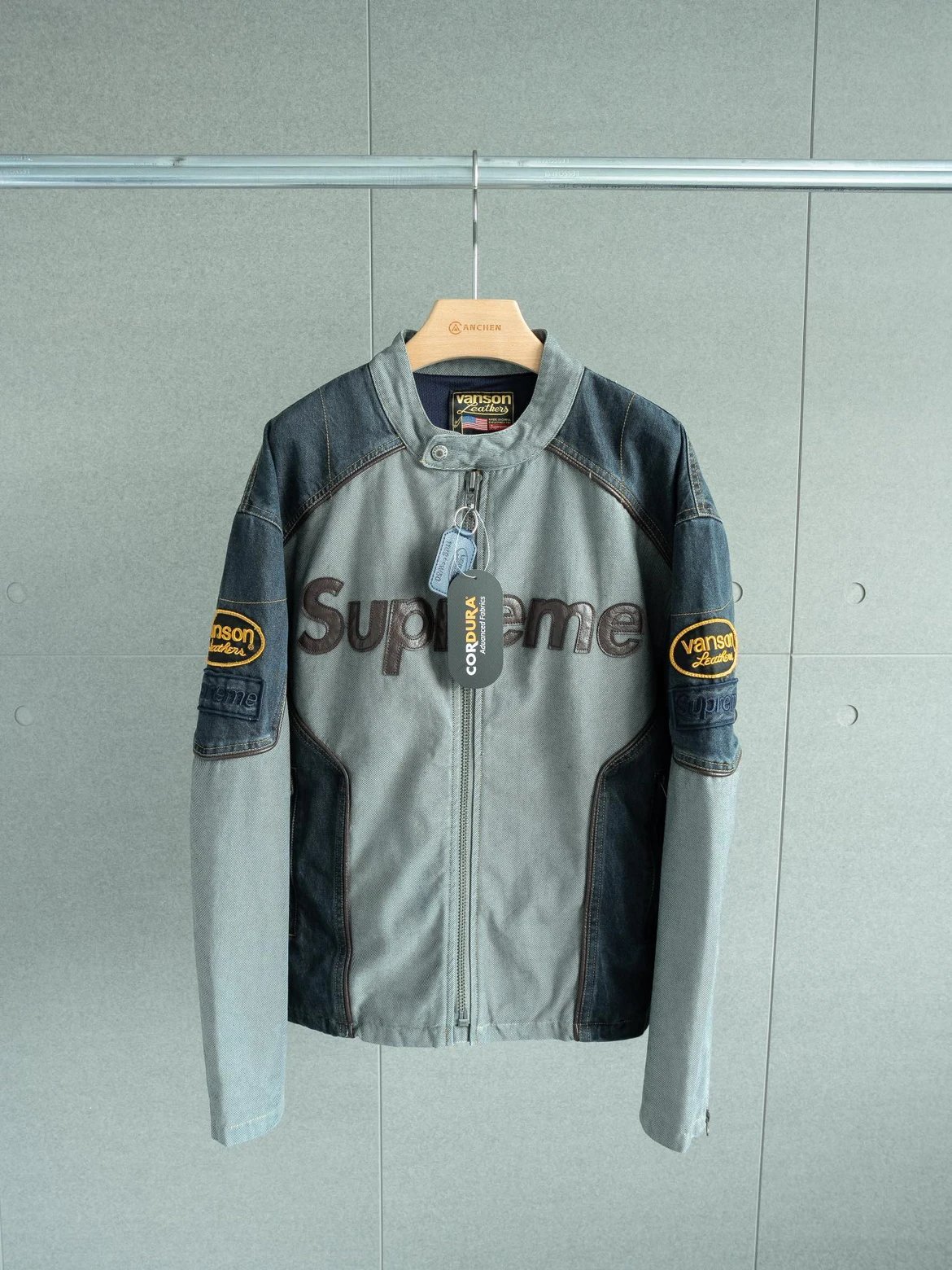 Vanson Leathers Jackets Supreme Collaboration Zip-Up Motorcycle Jacket image 8