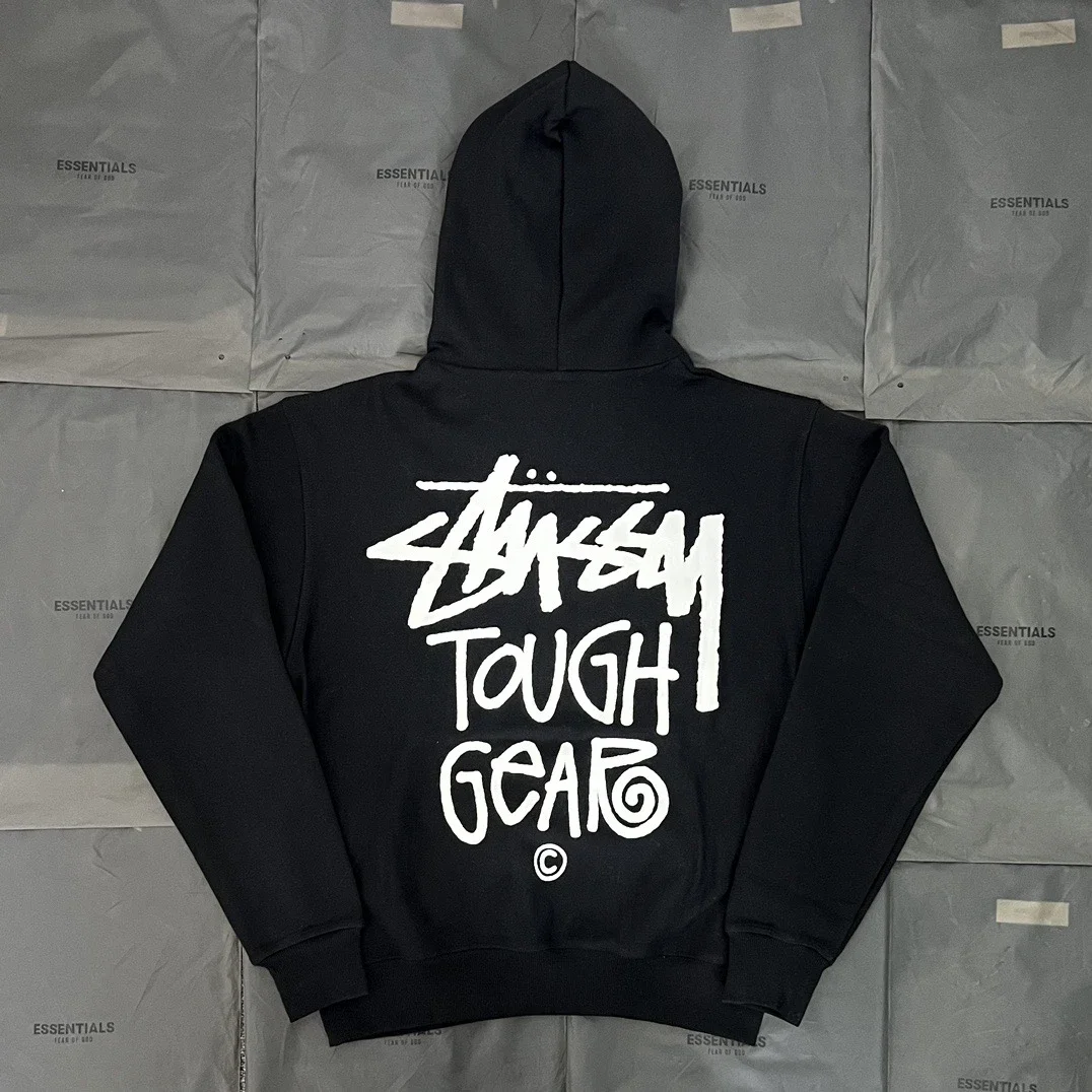 Stussy SS24 new slogan letter hooded sweatshirt with thin velvet lining, just in time for autumn. Th