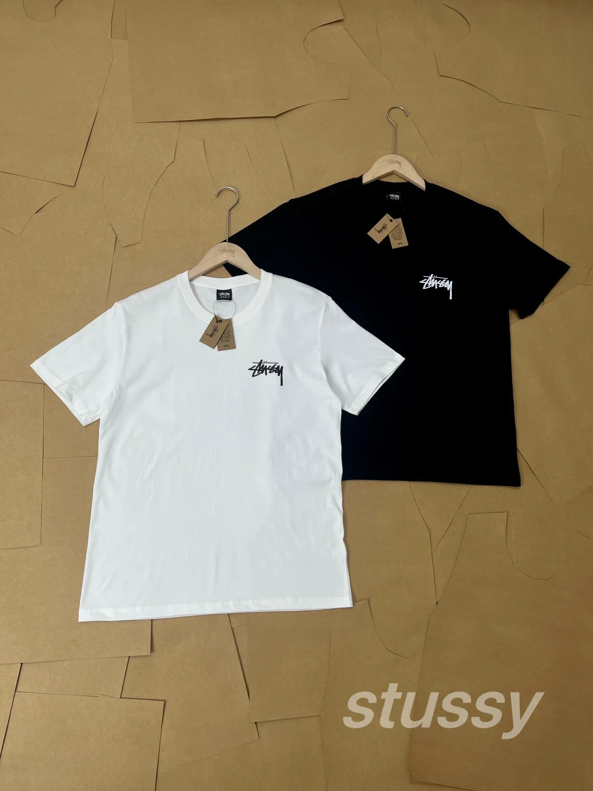 Original manufacturing STUSSYss22 classic dice print tee round neck short-sleeved T-shirt. Originate