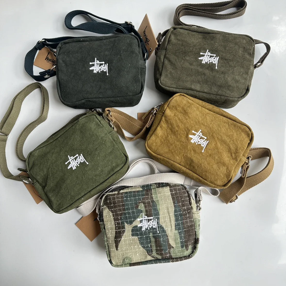Original order 26SS Stussy Stussy classic retro series CANVAS POUCH classic embroidered logo small b