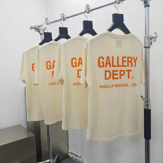 Basic Logo Short-Sleeve T-Shirt