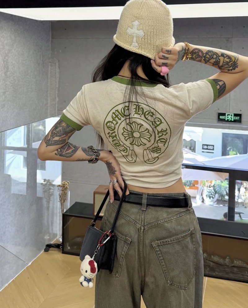 Tee from Yin Kuang's Shop