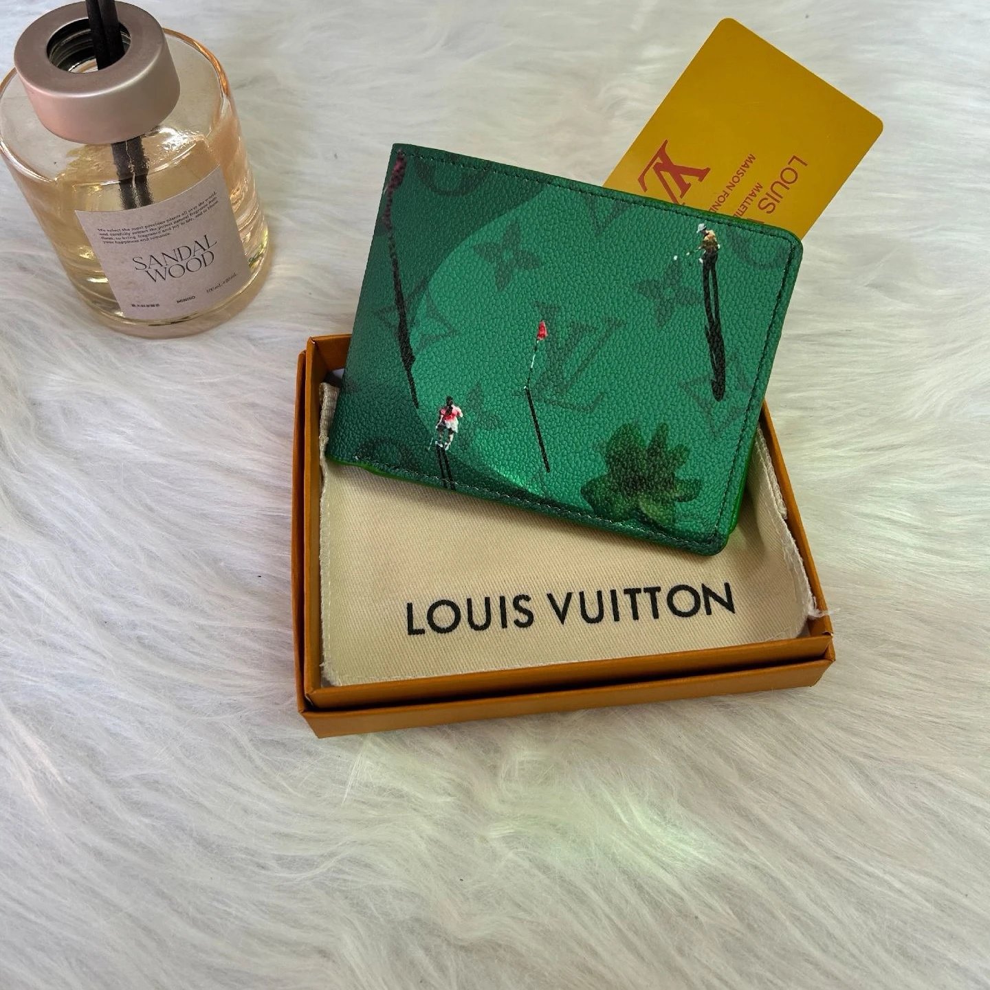 Green wallet