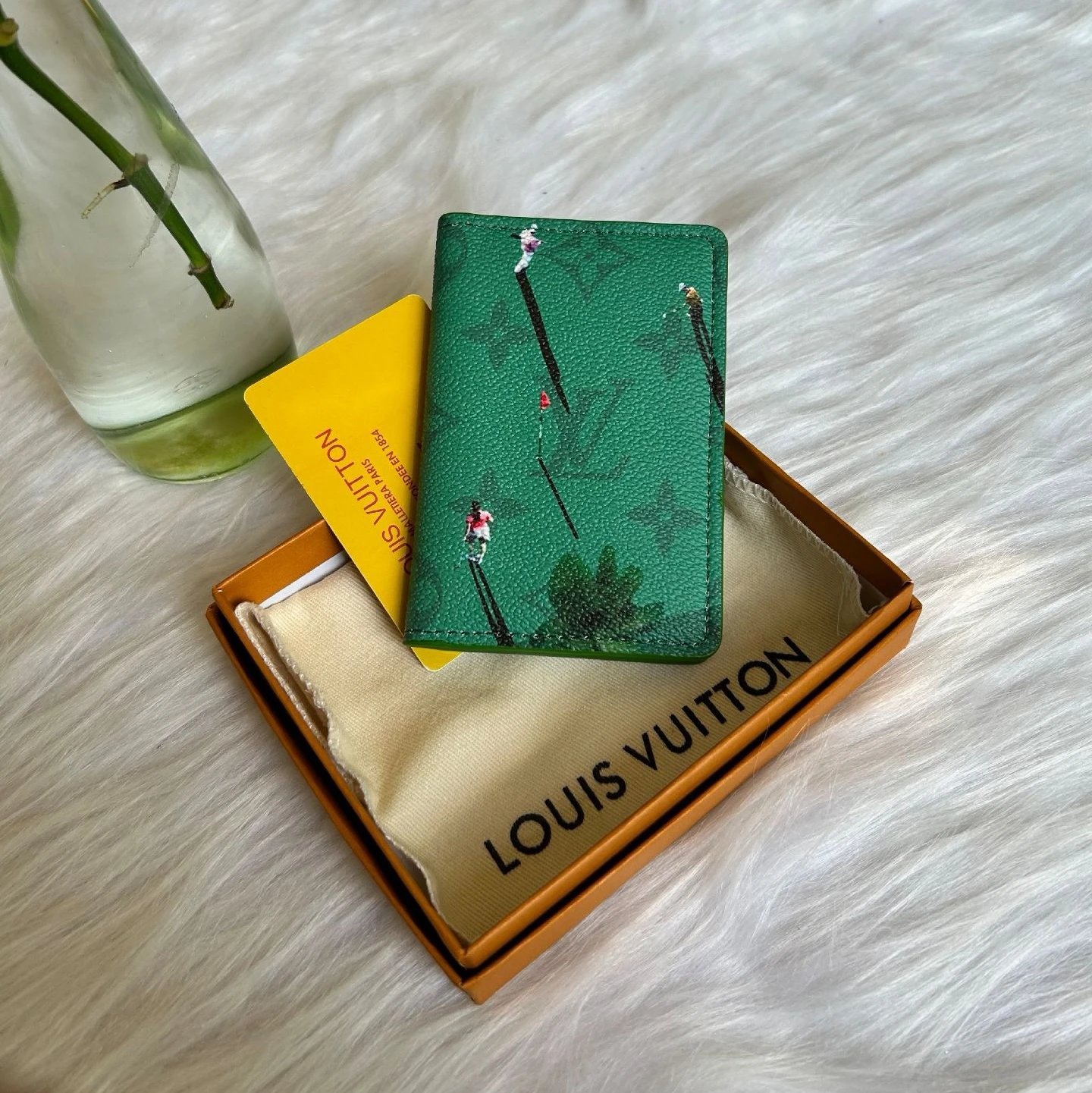 Green wallet