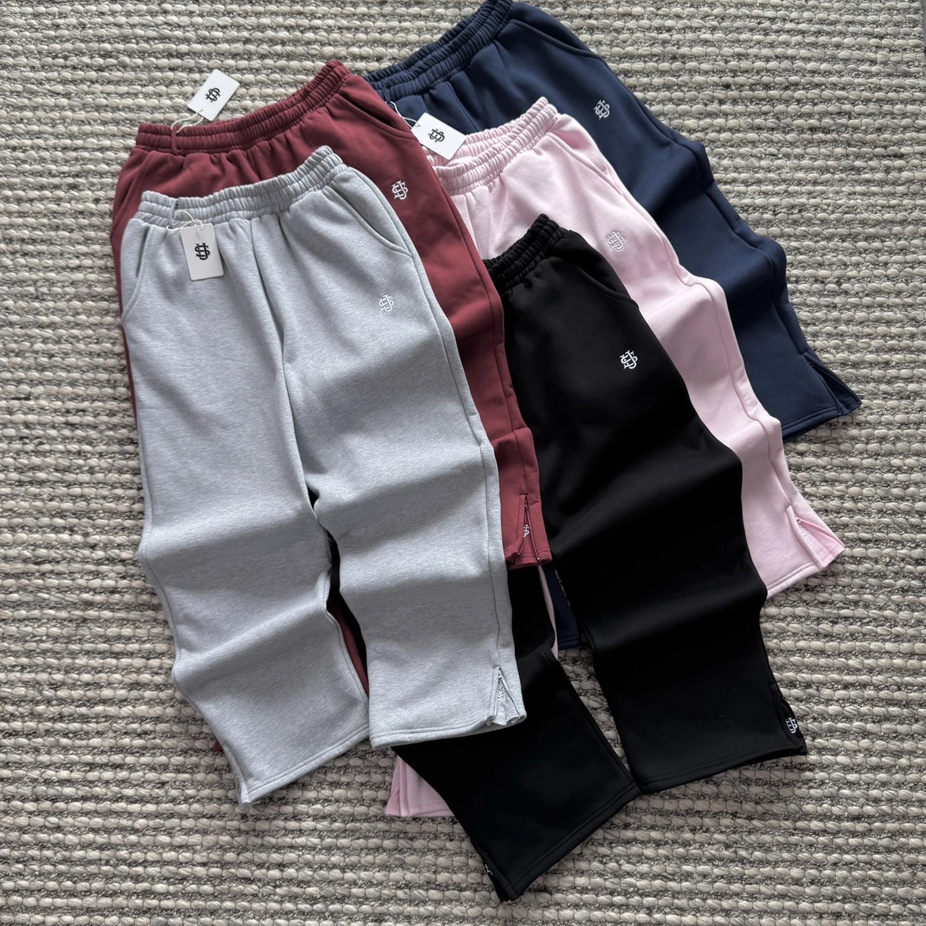 SUV open leg sweatpants