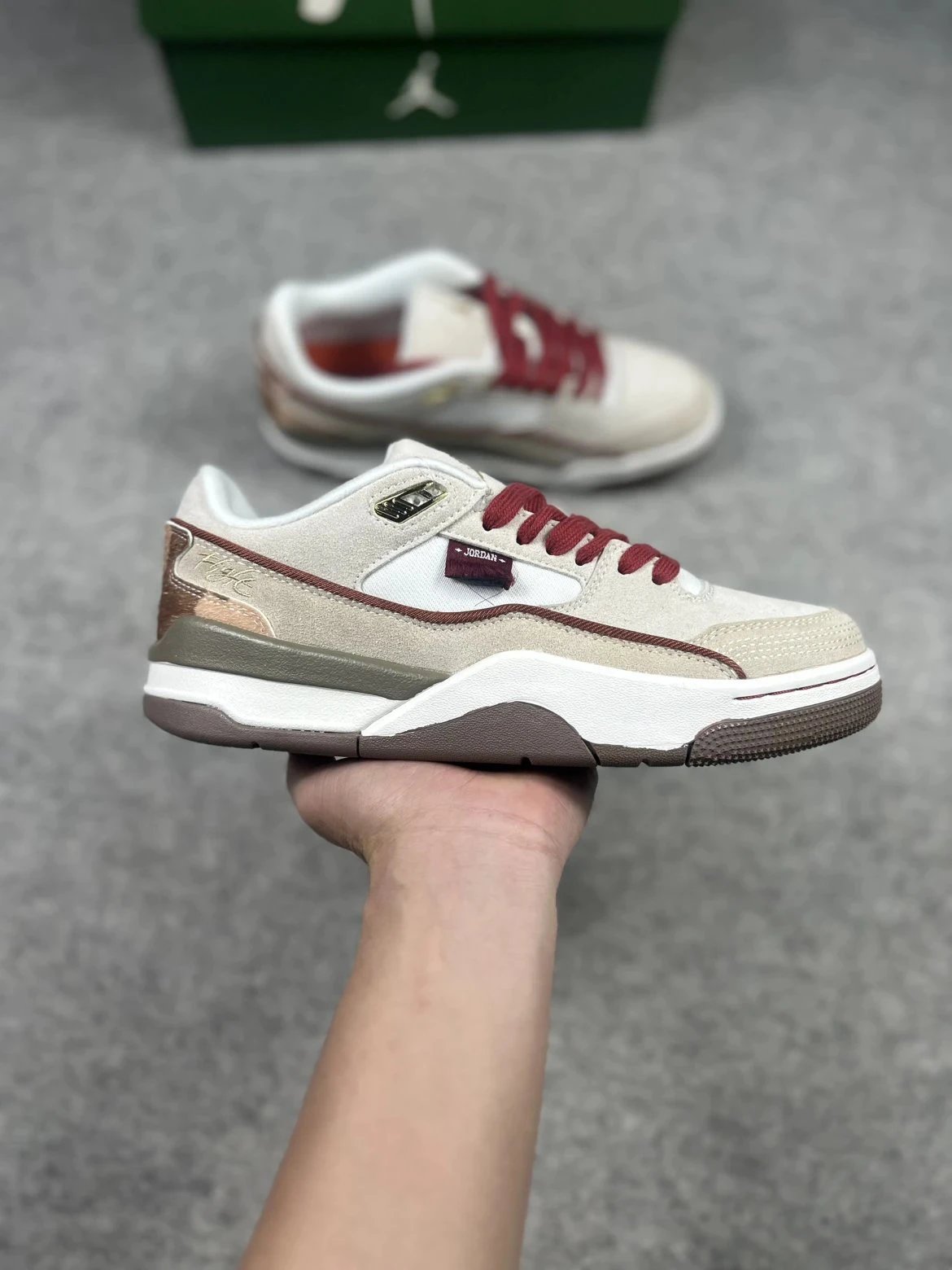 Nike Jordan Flight Court Low Top Basketball Shoe