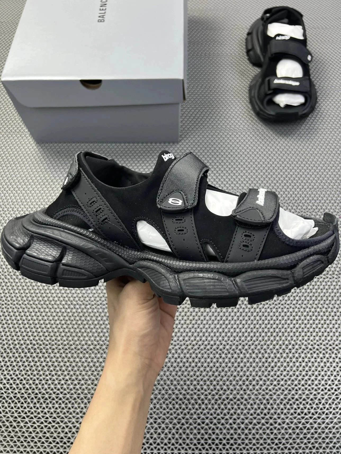 Paris 3XL Beach Sandal Unisex