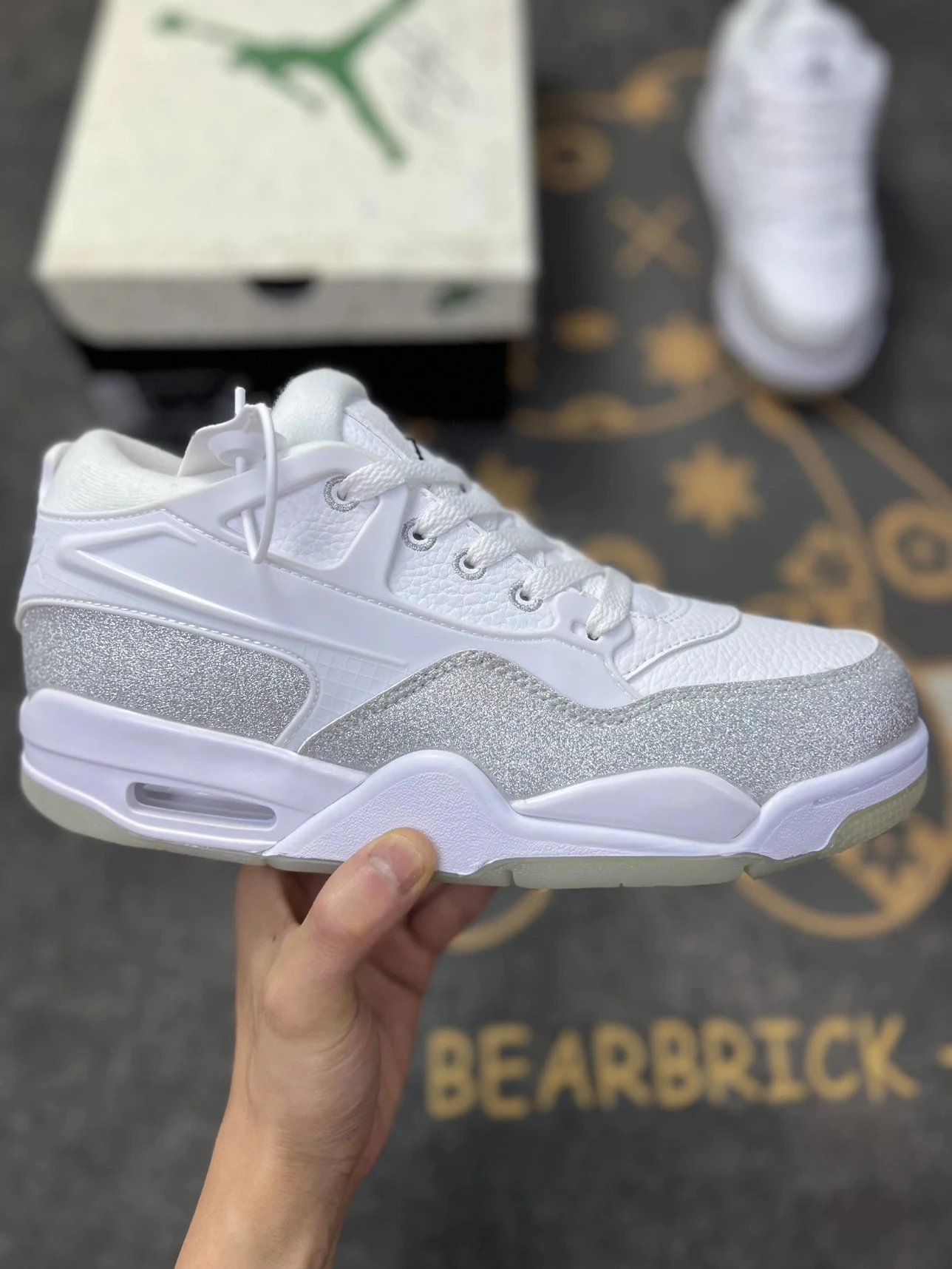 Nike Jordan Flight Court AJ4 Low Top Basketball Shoe
