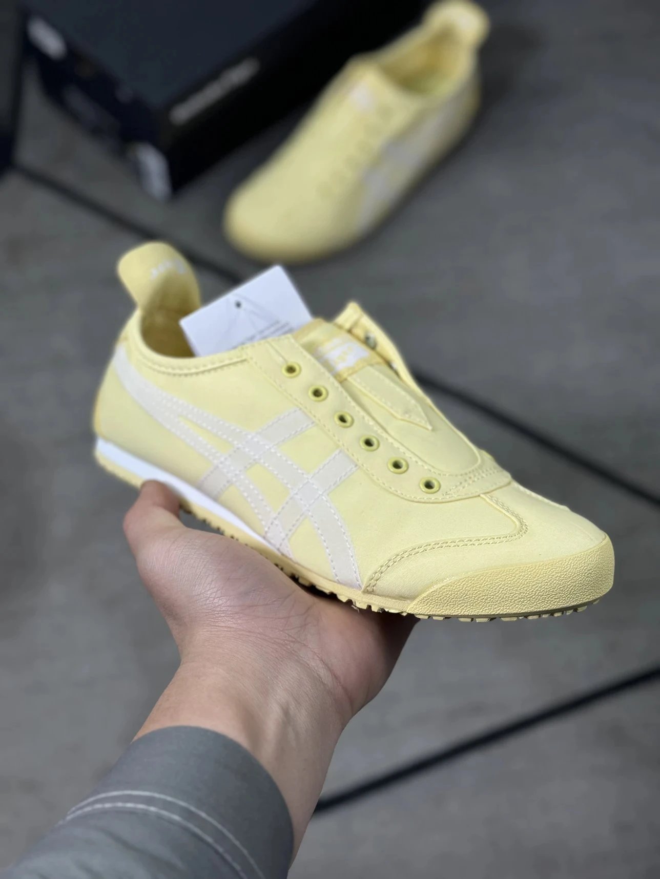 Onitsuka Tiger MEXICO 66 White Slip-On Canvas Shoes