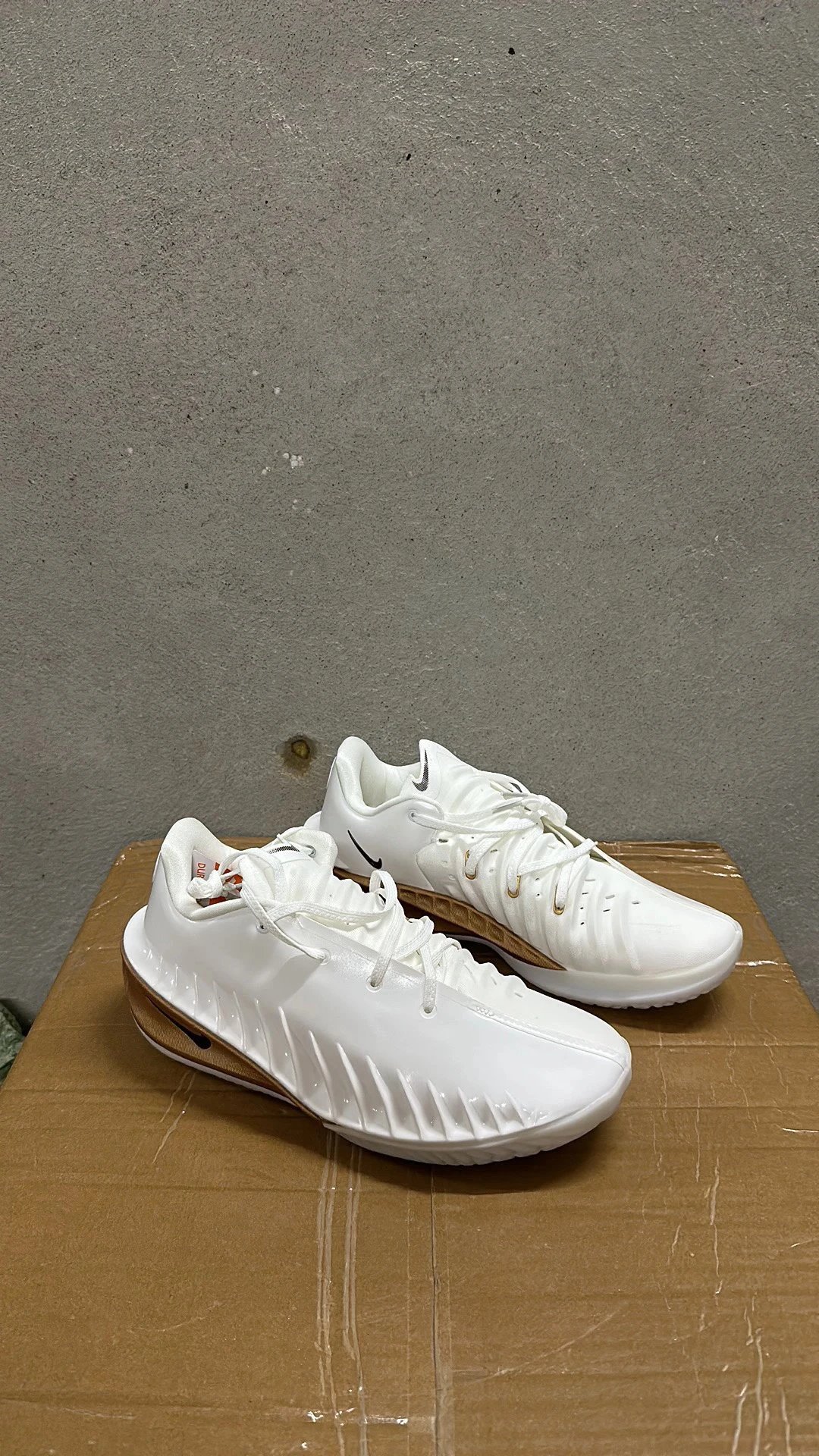 Nike Air Zoom GT Cut 4