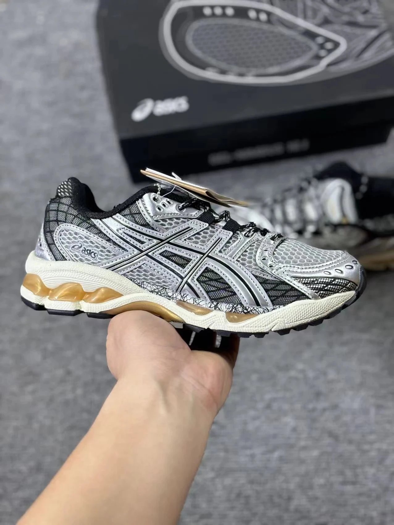 Asics Gel-Nimbus 10.1 Marathon Running Shoe