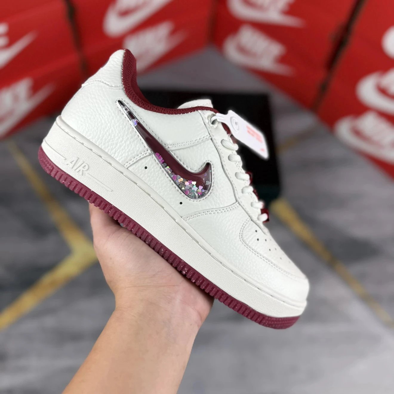Nike AF1 Valentine's Day White Red Low