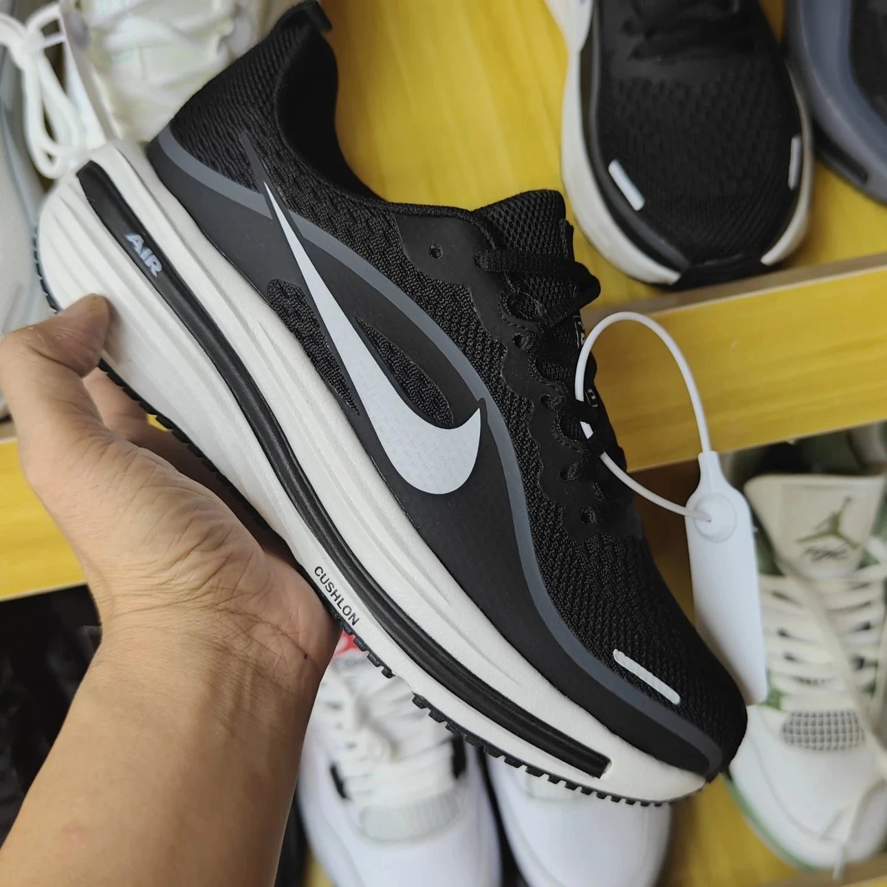 Nike Zoom Winflo 12 Running Shoe
