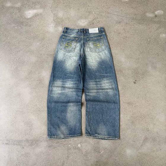 DP scratch damage jeans