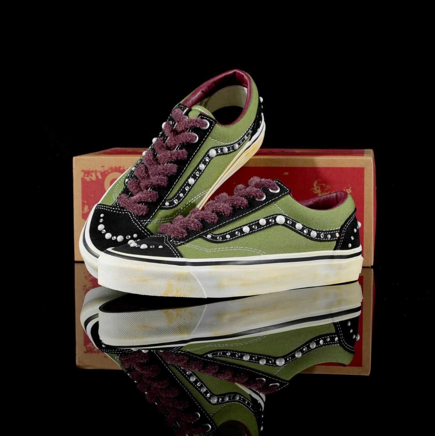 Green rivet