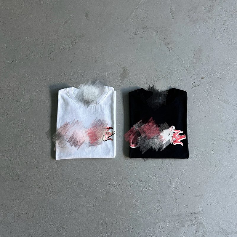 35¥ queen money tee