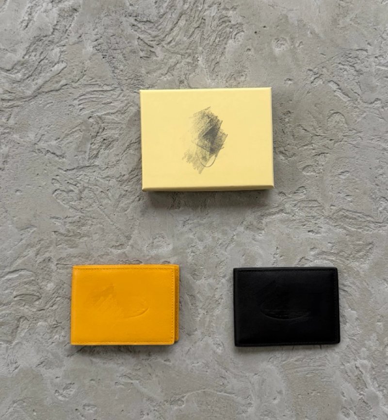 45¥ island leather card holder