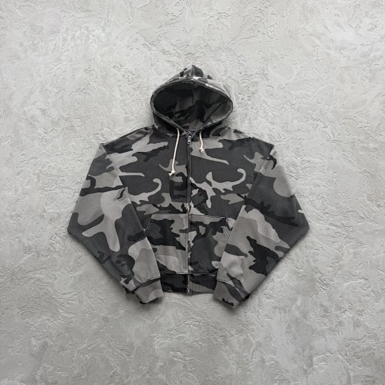 Diplomatic zipper jacket