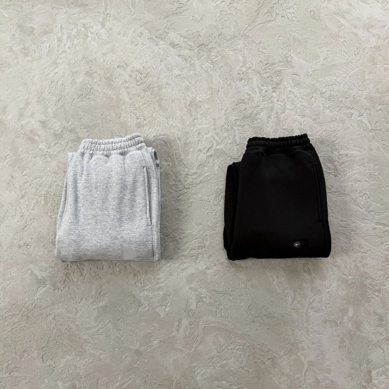 79¥MINI ISLAND SWEATPANT