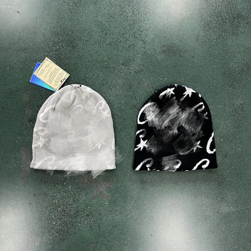 29¥ Demon Printed Beanie