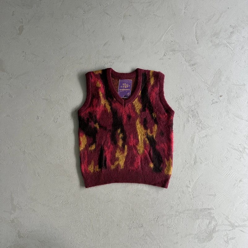 59¥ Mohair Knit Red Yellow Black Camo Sweater Vest