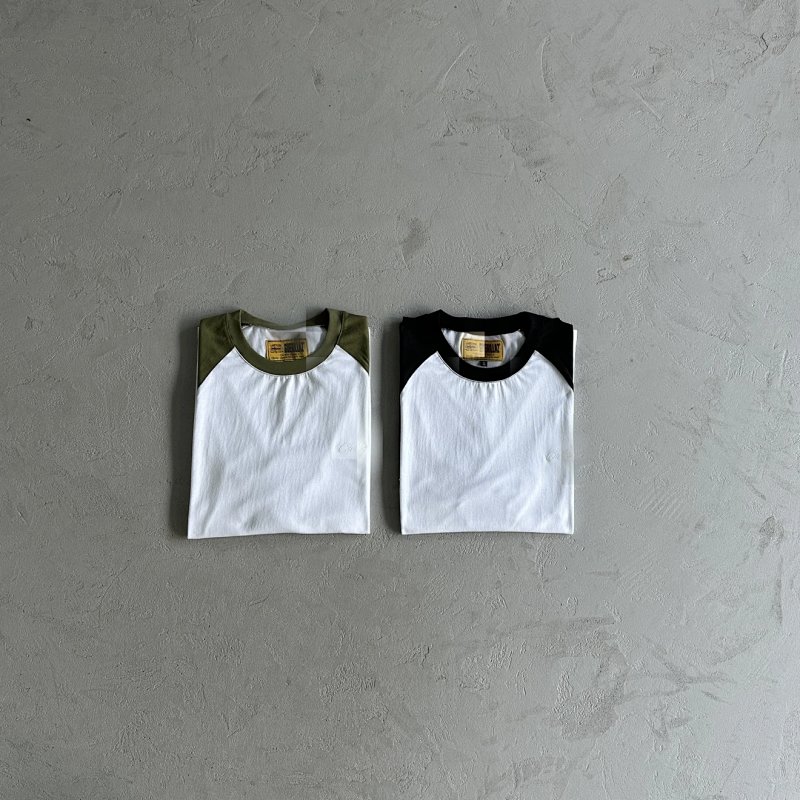 45¥ Contrast color shoulder long sleeve tee