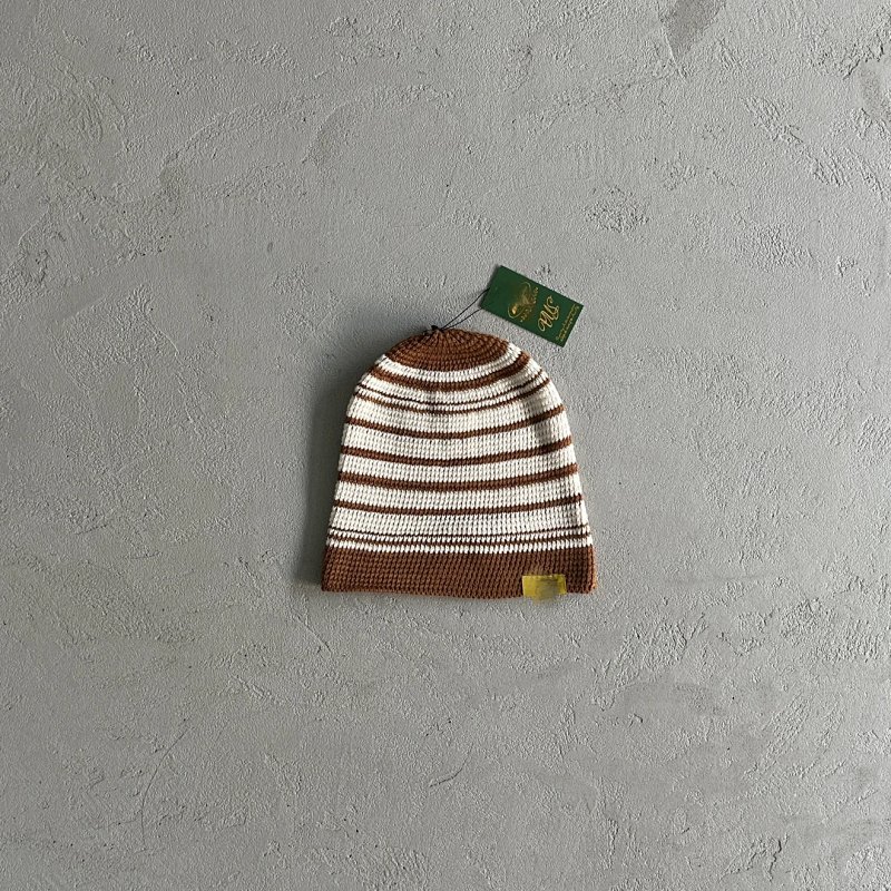 39¥ Striped cold hat
