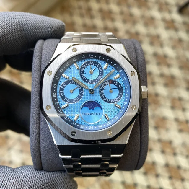 APS厂爱彼26574白壳41mm×10.5mm(图1)