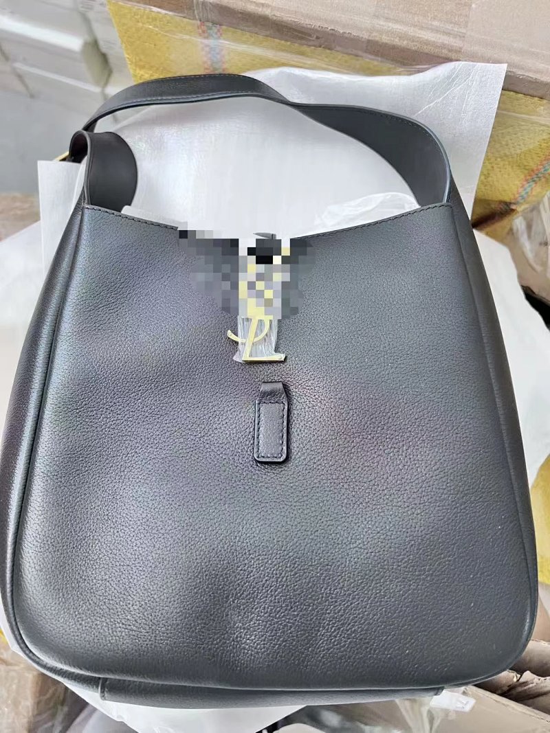 Ys Hobo 22x23cm