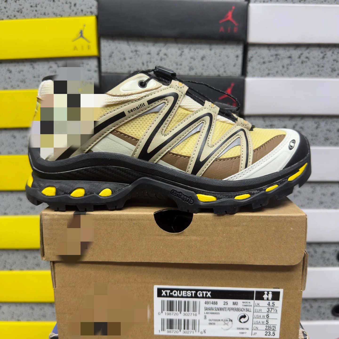 Light yellow white 491488