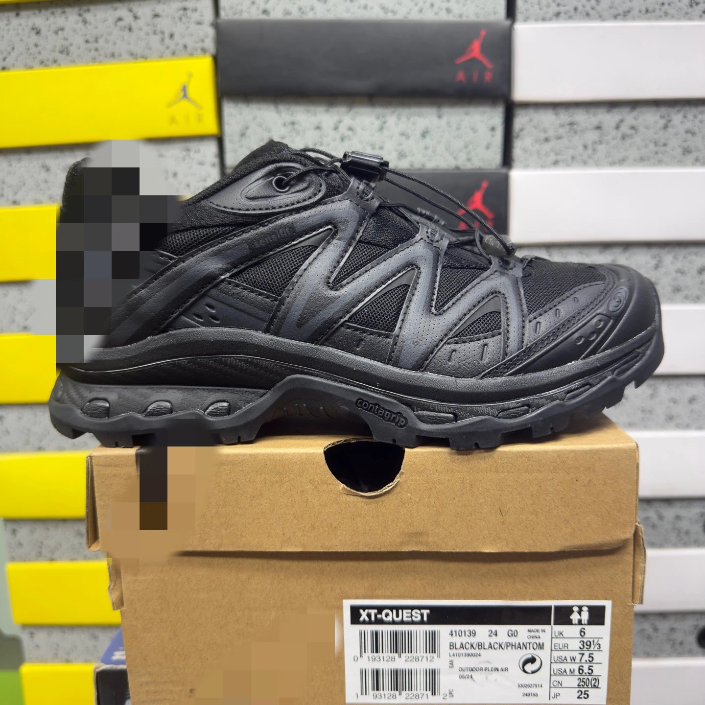 Black 410139