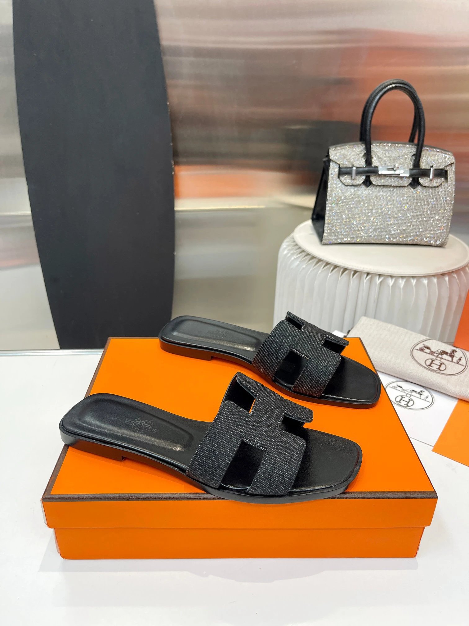 Hermès Slippers Oran H Slide Sandals image 8