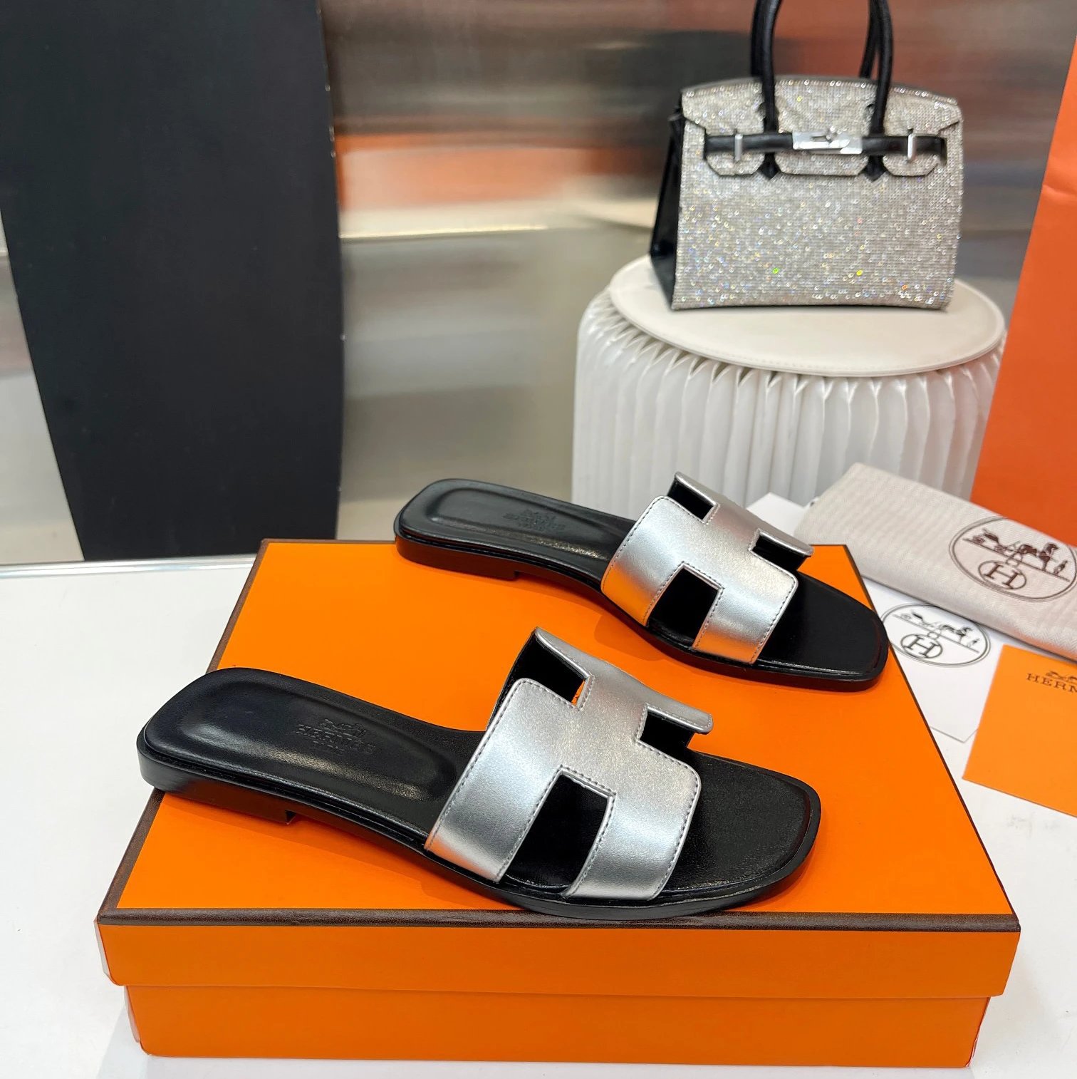 Hermès Slippers Oran H Slide Sandals — 20