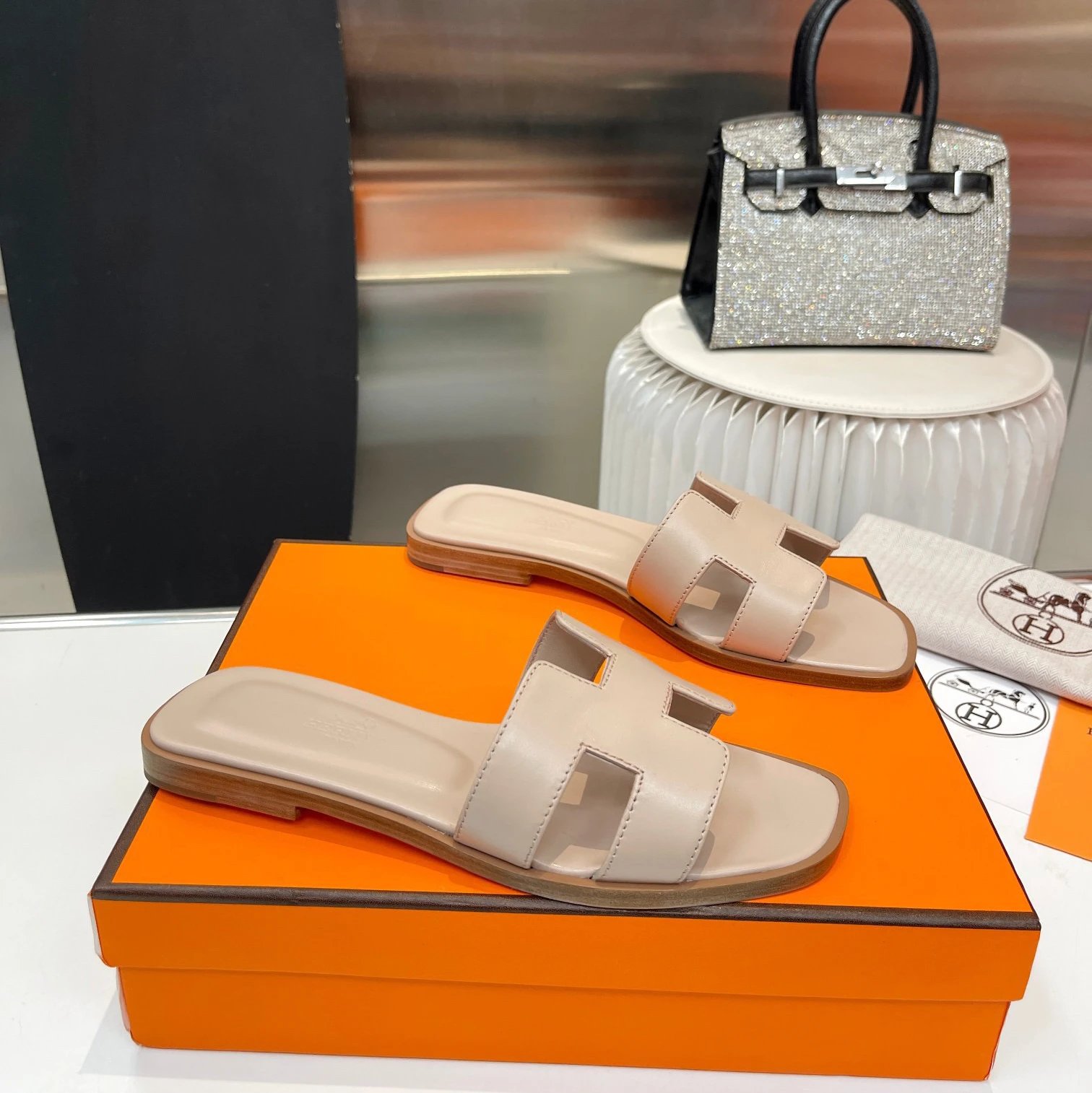 Hermès Slippers Oran H Slide Sandals — 26