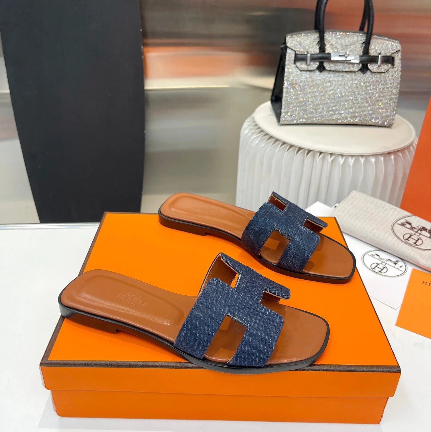 Hermès Slippers Oran H Slide Sandals — 9