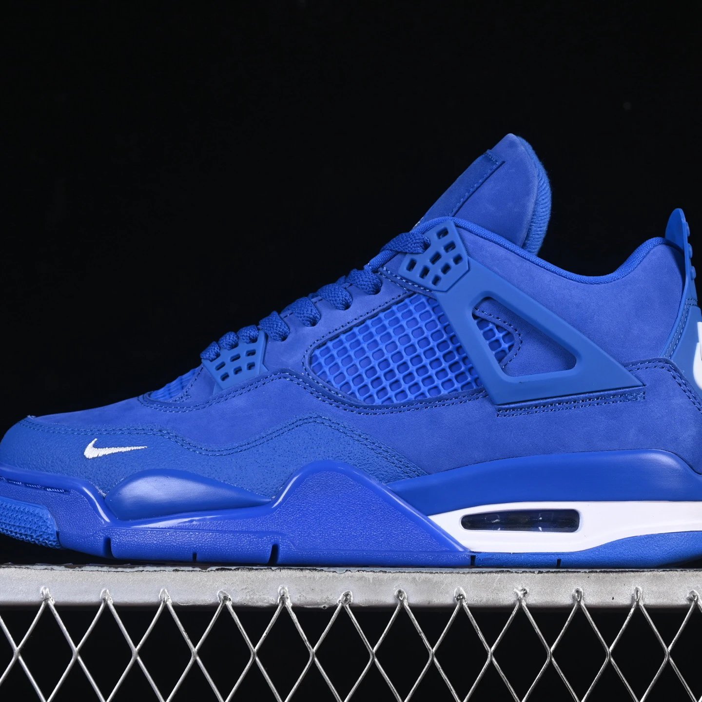 Jordan Sneakers Air 4 — 24
