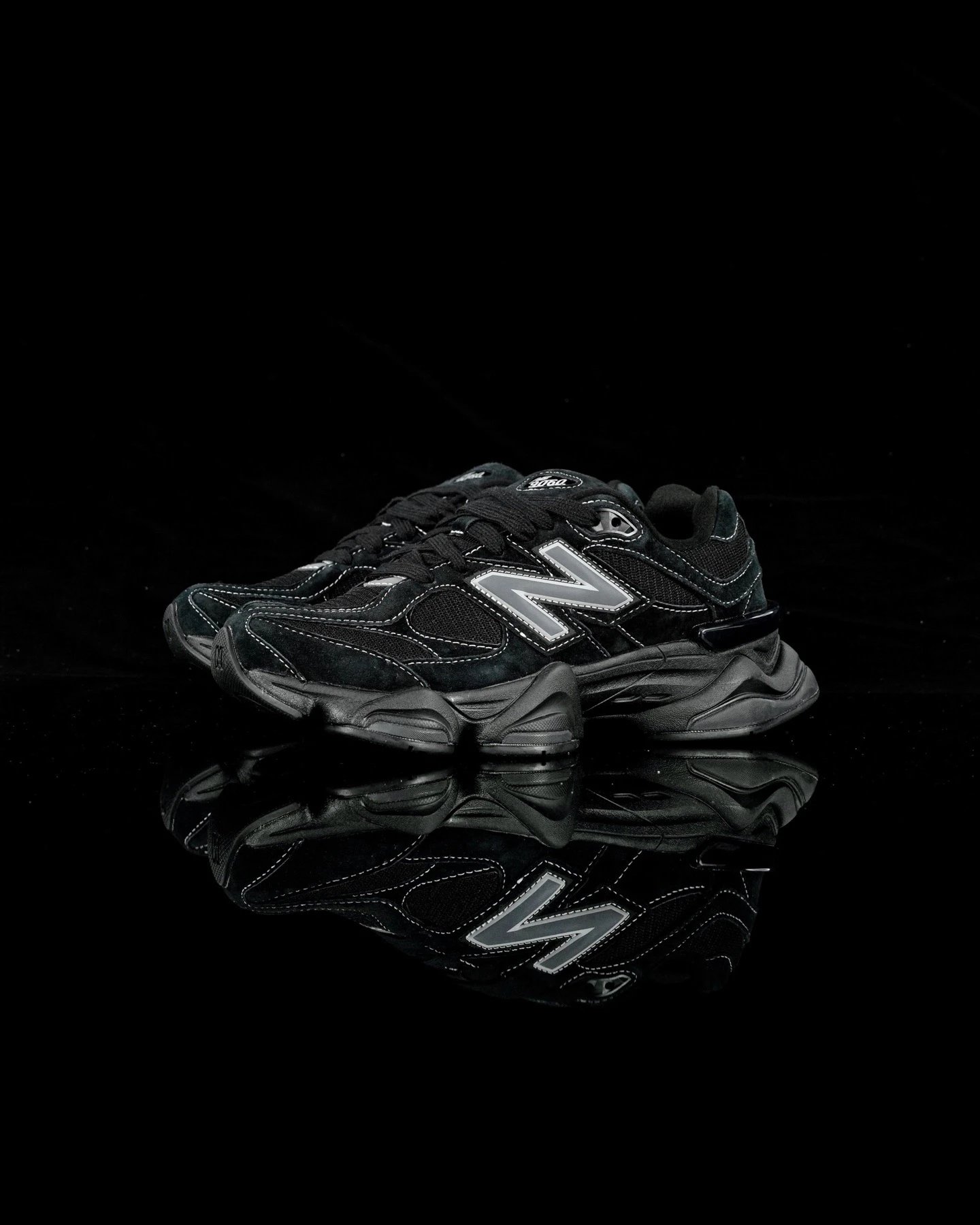New Balance 9060 Light Gray and Cream Chunky Sneakers - 7
