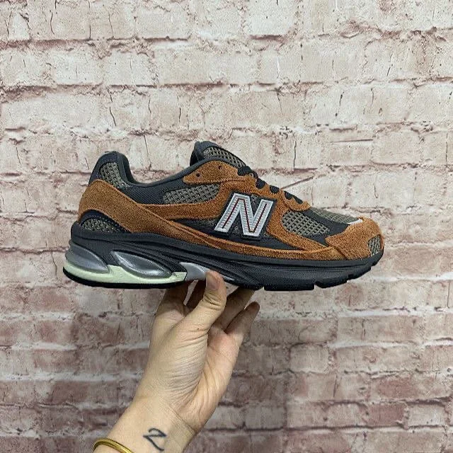 New Balance Sneakers Mesh Panel product detail image 2